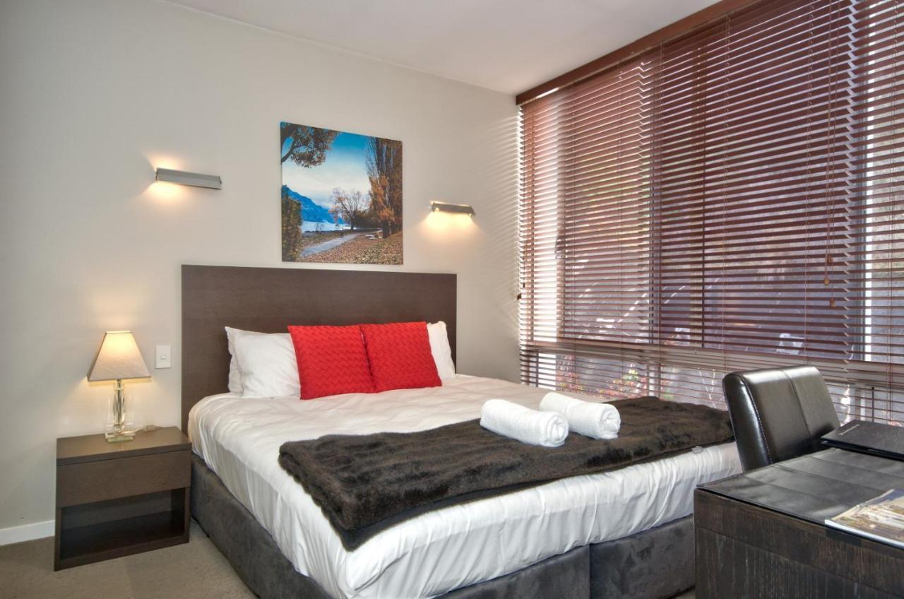 Pure Retreat Lake View Queenstown Exteriör bild